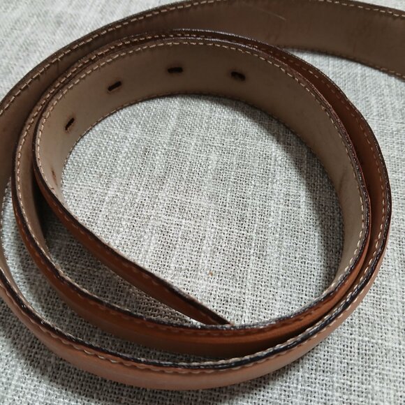 Talbots XL Butterscotch Color Leather Belt with Silver Metal Shield Buckle - Picture 7 of 12